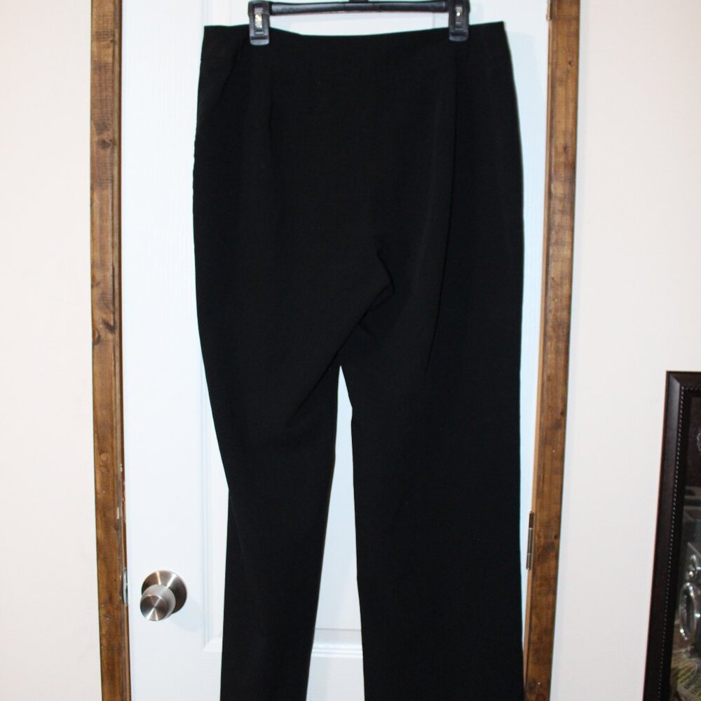 Pierre Cardin Black Ladies slacks Size 14